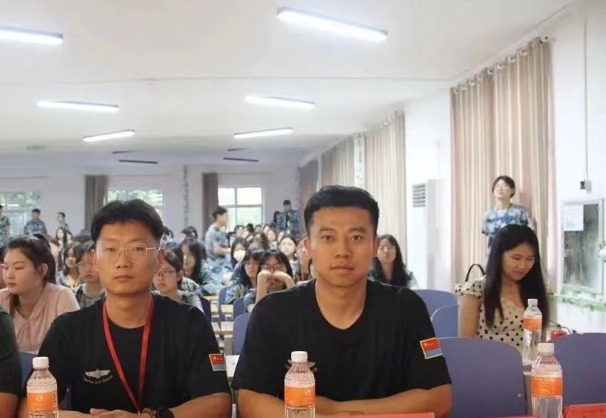 保理会计学院聚青春之火，谱会院华章